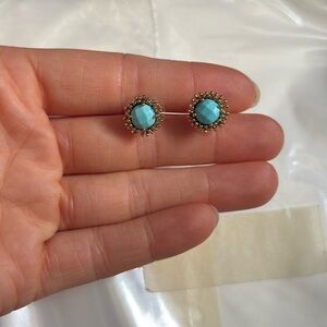 Kendra Scott Carley earrings. Never worn